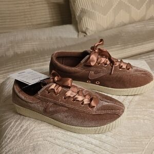 Tretorn Velvet Sneakers in Pale Pink with White Soles